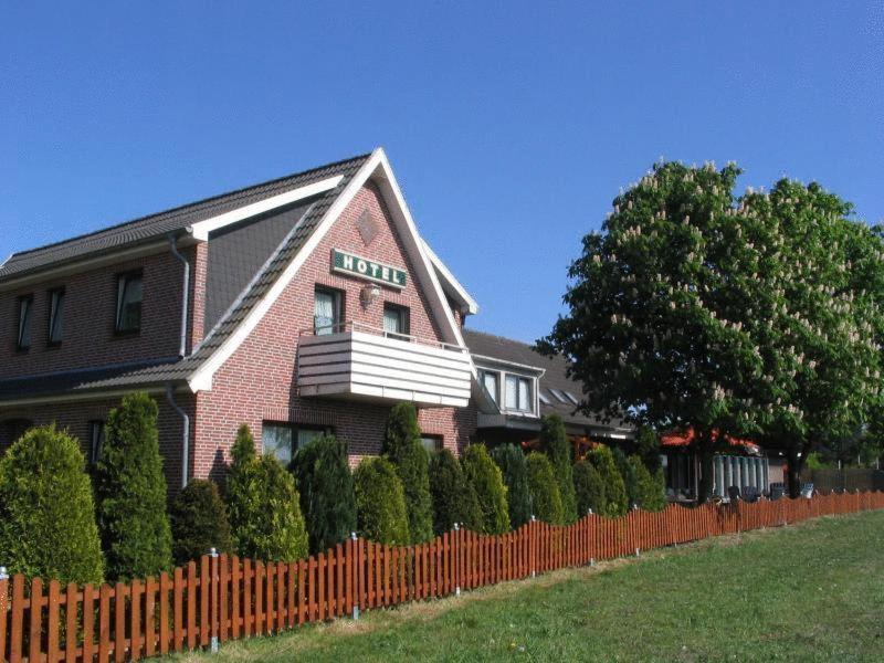 Landgasthaus Fecht Aurich Exterior photo